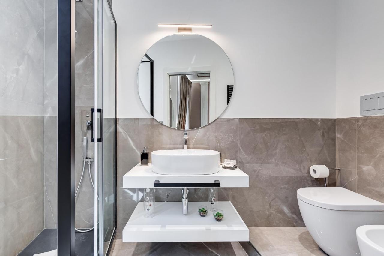 Unoseitre - Luxury Apartment & Suite Рим Экстерьер фото