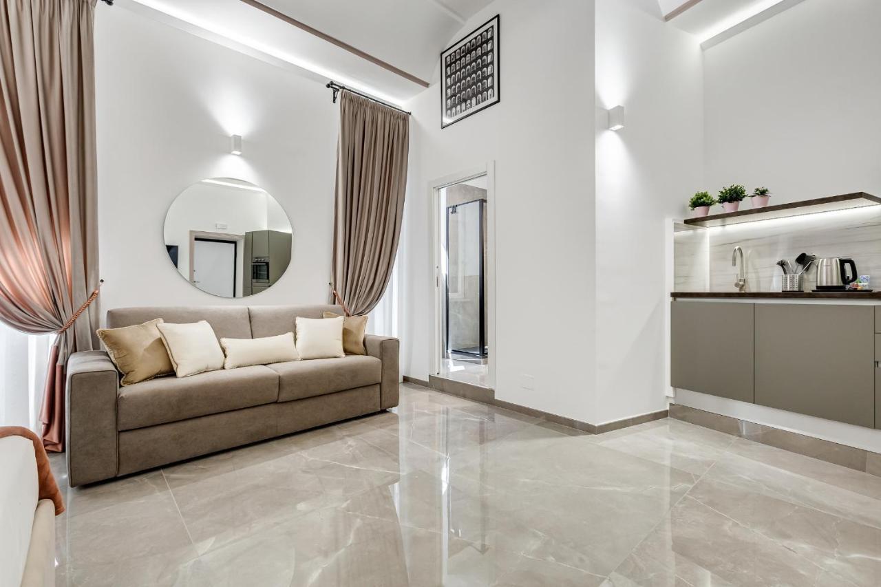 Unoseitre - Luxury Apartment & Suite Рим Экстерьер фото