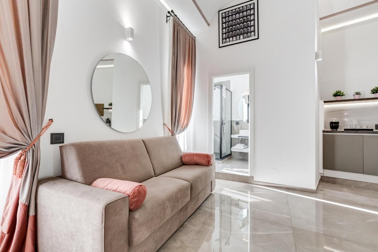 Unoseitre - Luxury Apartment & Suite Рим Экстерьер фото